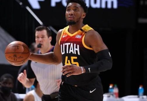 巴萨急于出 巴萨急于出